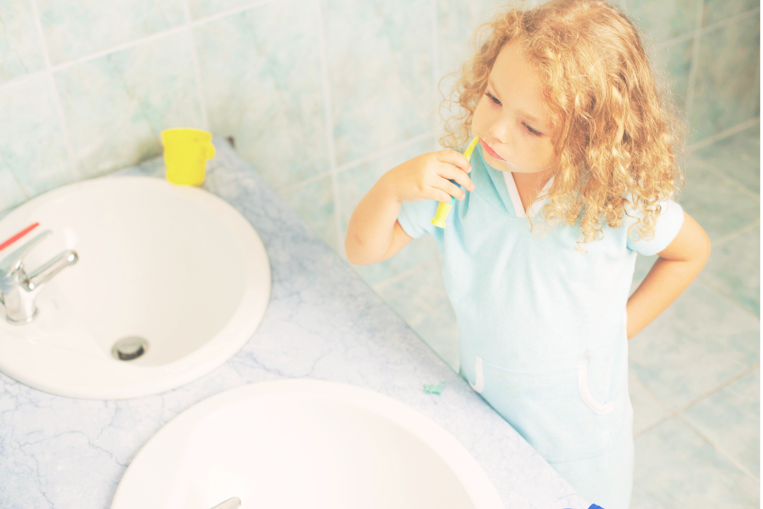 Best tips how to brush toddler teeth